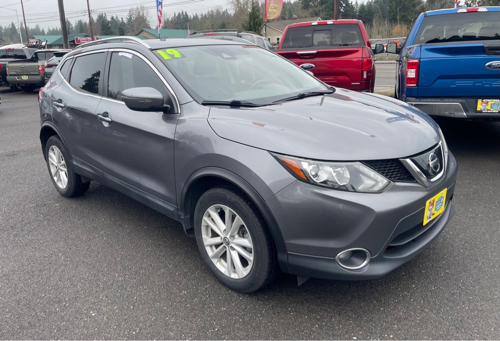 2019 Nissan Rogue Image 3