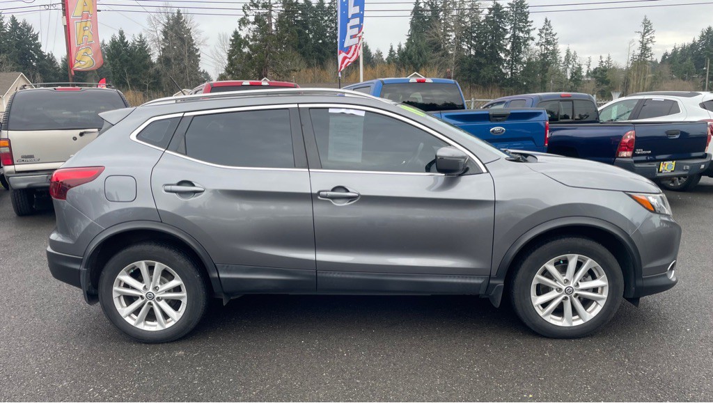 2019 Nissan Rogue Image 4