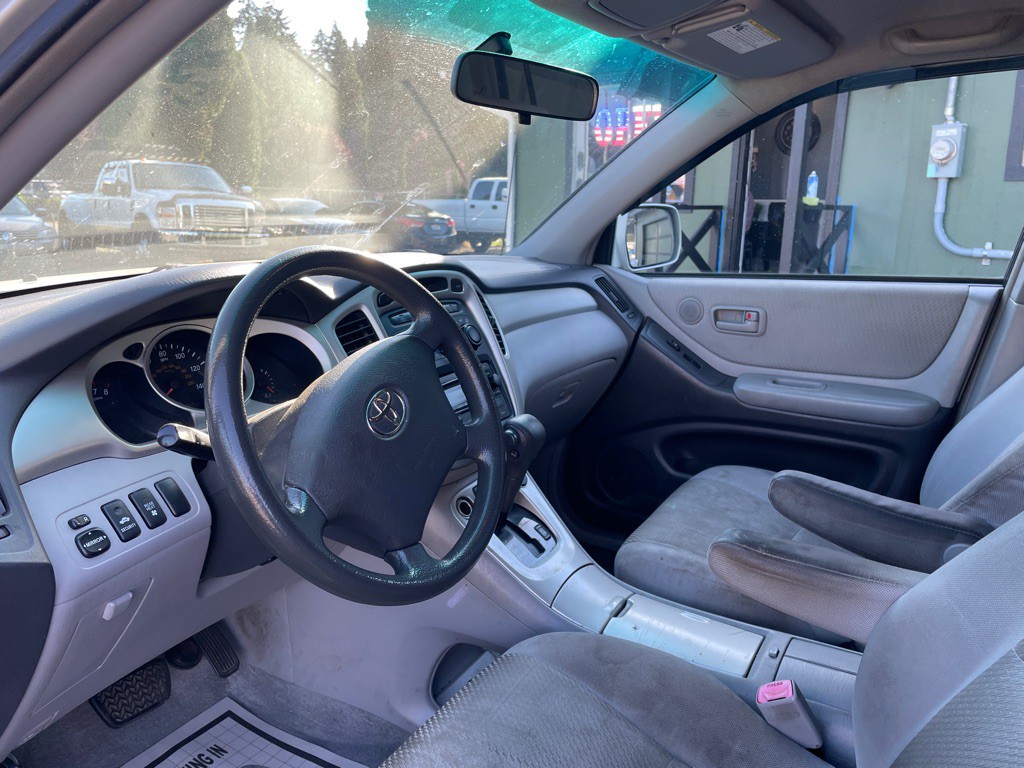 2005 Toyota Highlander Image 9