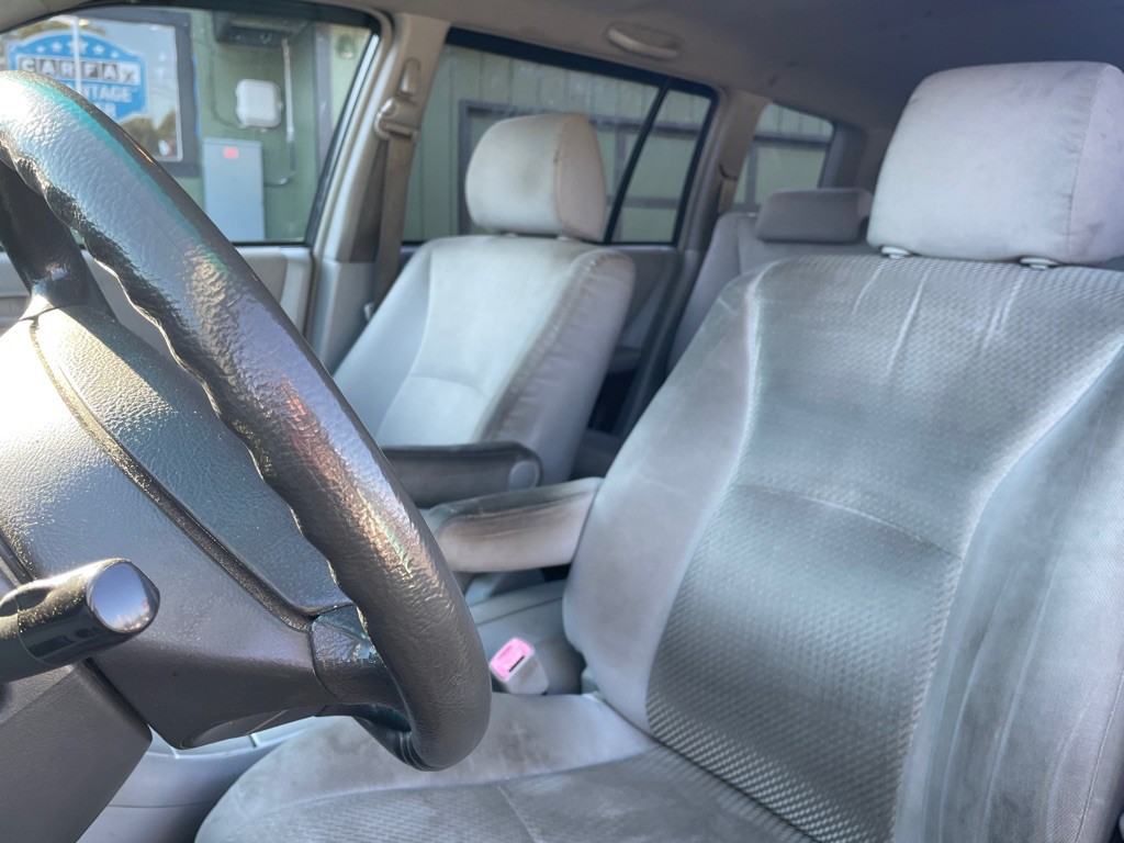 2005 Toyota Highlander Image 10