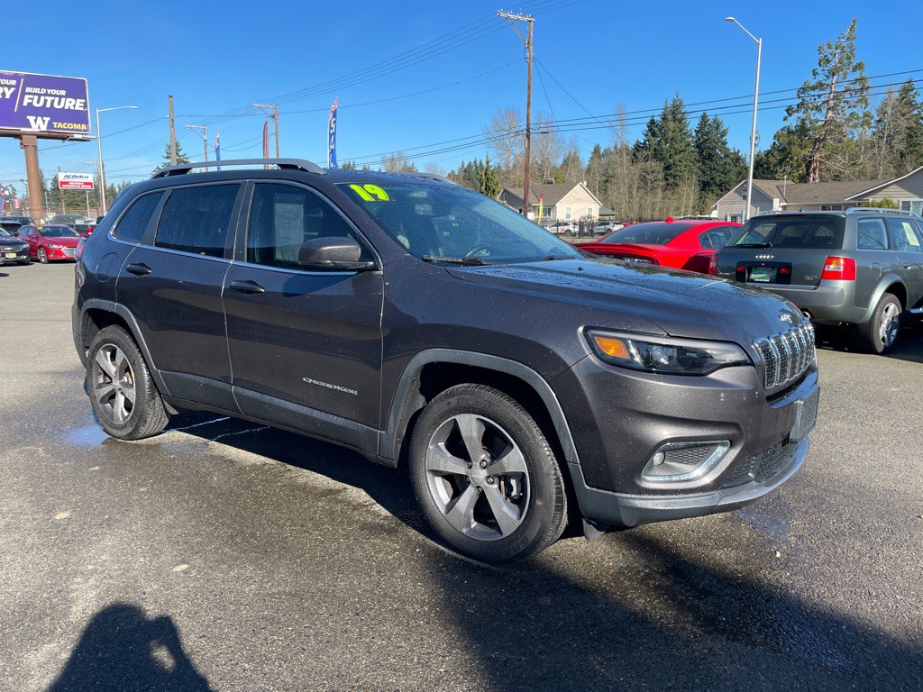 2019 Jeep Cherokee Image 3