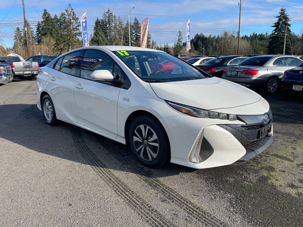 2017 Toyota Prius Image 3