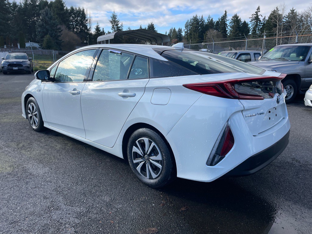 2017 Toyota Prius Image 7