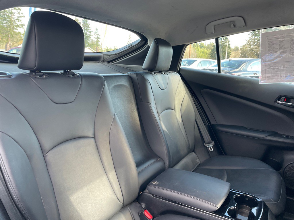 2017 Toyota Prius Image 15