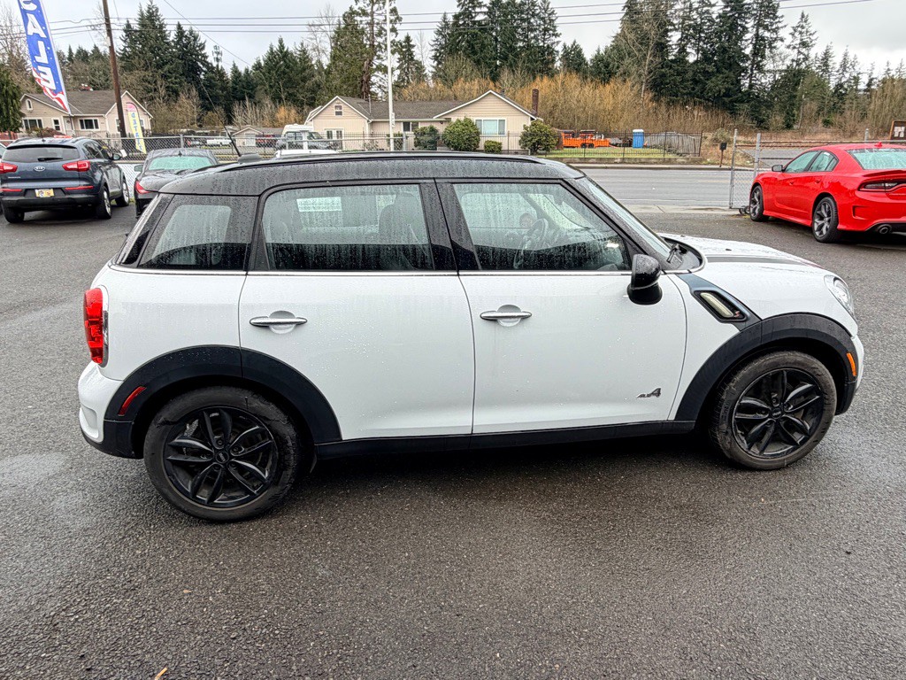 2014 MINI Cooper Image 6