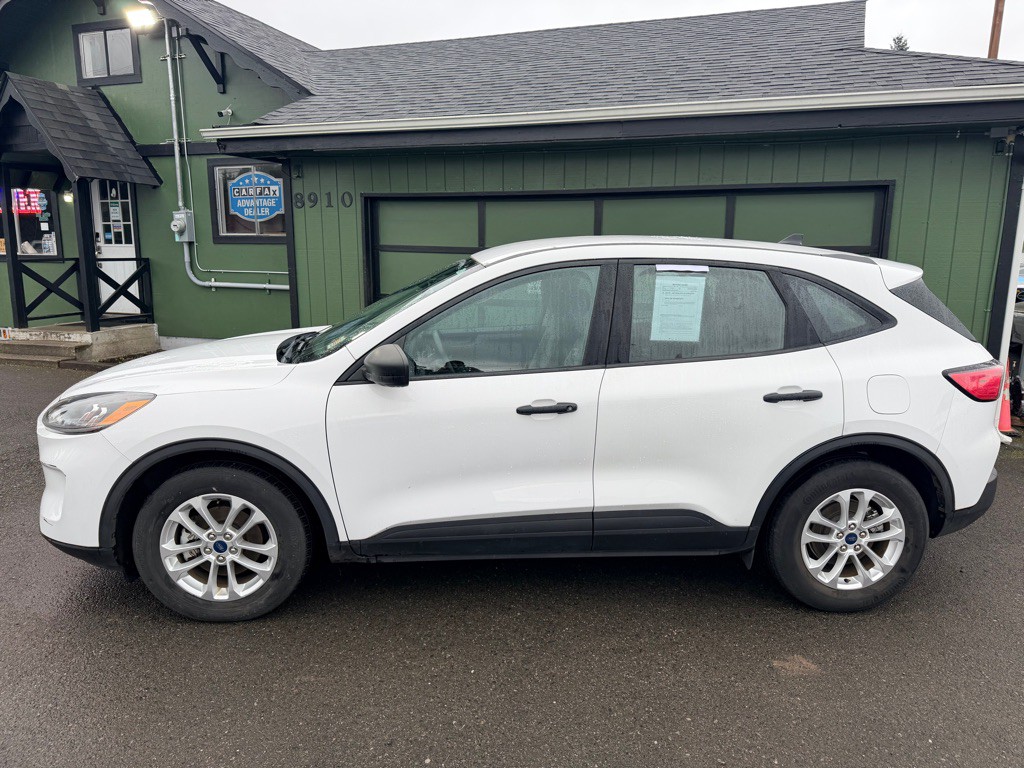 2020 Ford Escape Image 2