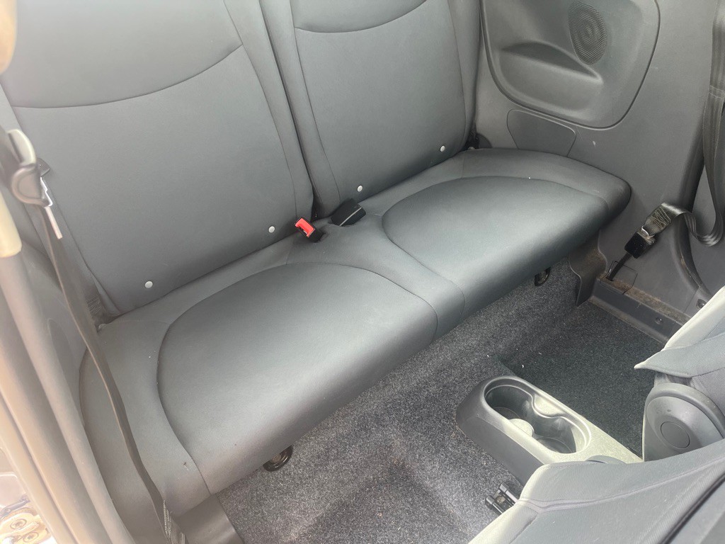 2014 FIAT 500 Image 12