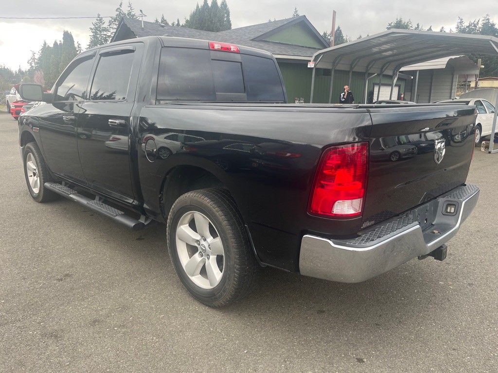 2018 RAM 1500 Image 3