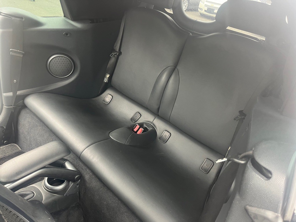 2007 MINI Cooper Image 12