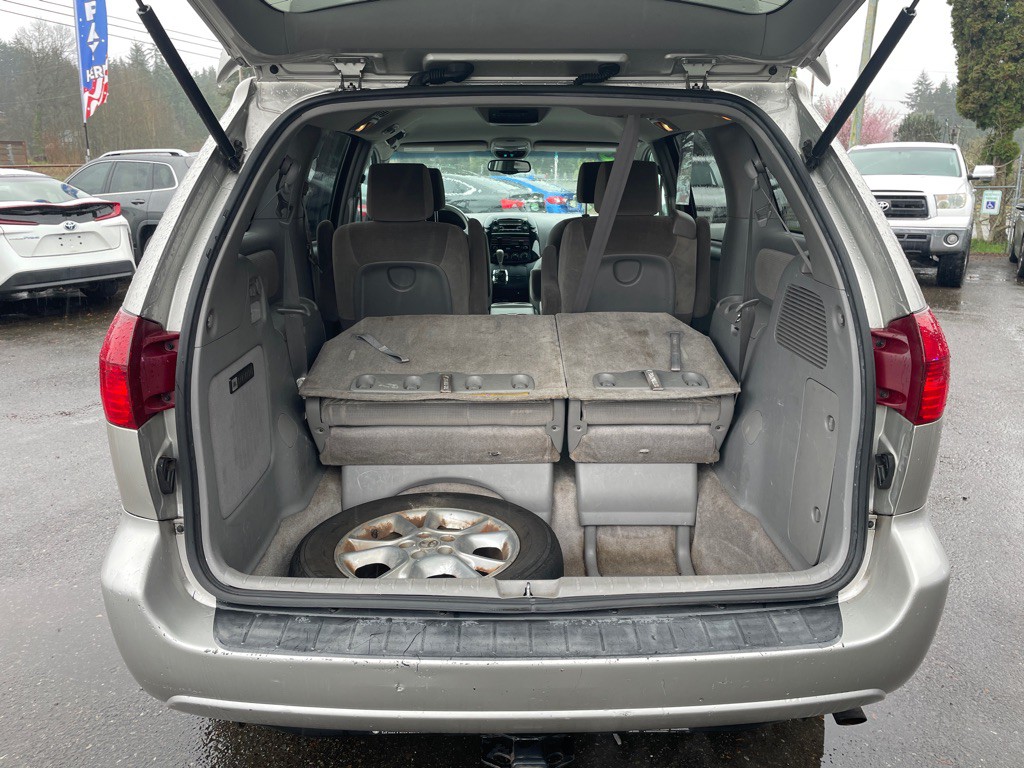 2005 Toyota Sienna Image 22