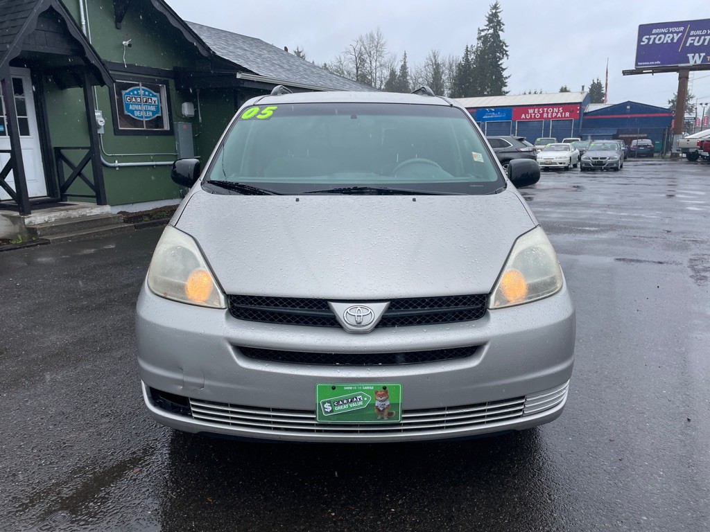 2005 Toyota Sienna Image 2