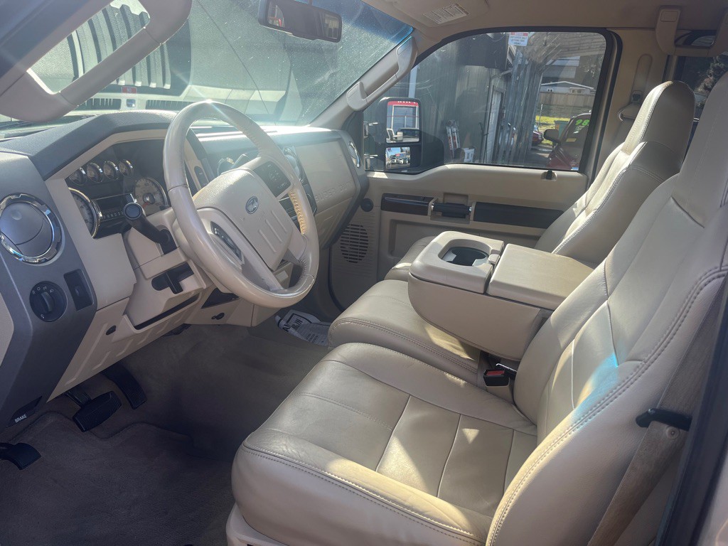 2008 Ford F-350 Image 9