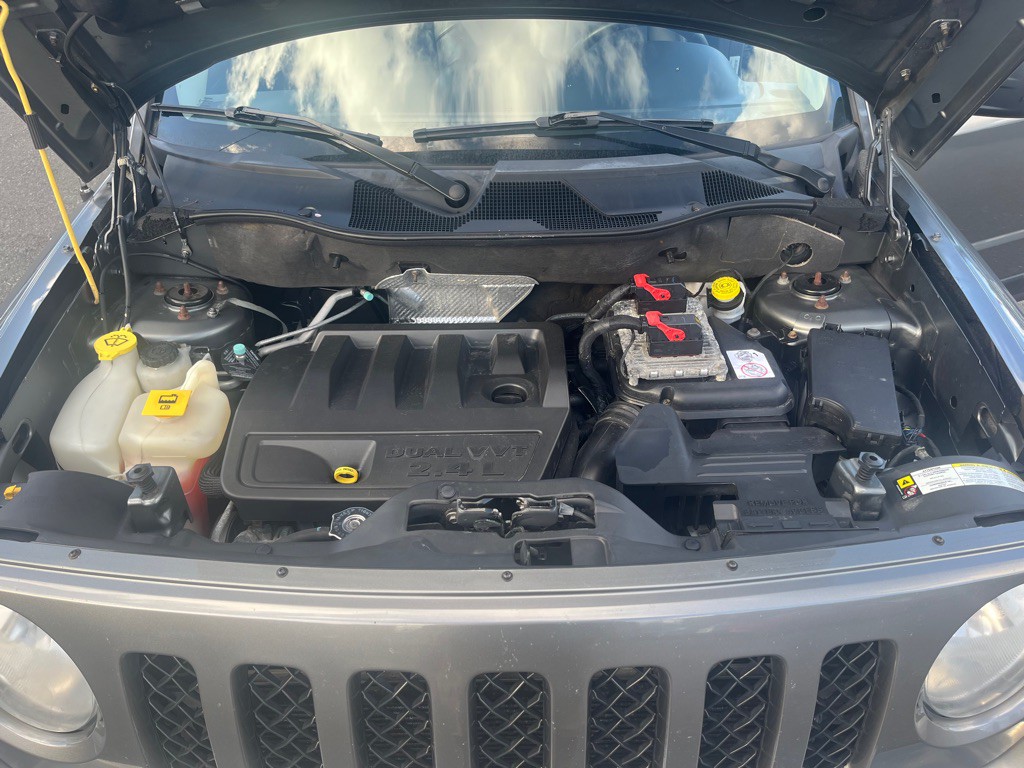 2012 Jeep Patriot Image 16