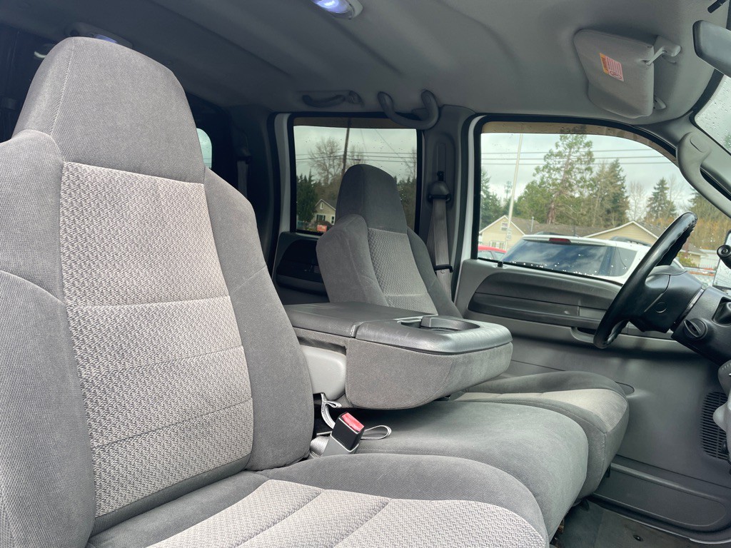 2003 Ford F-250 Image 12