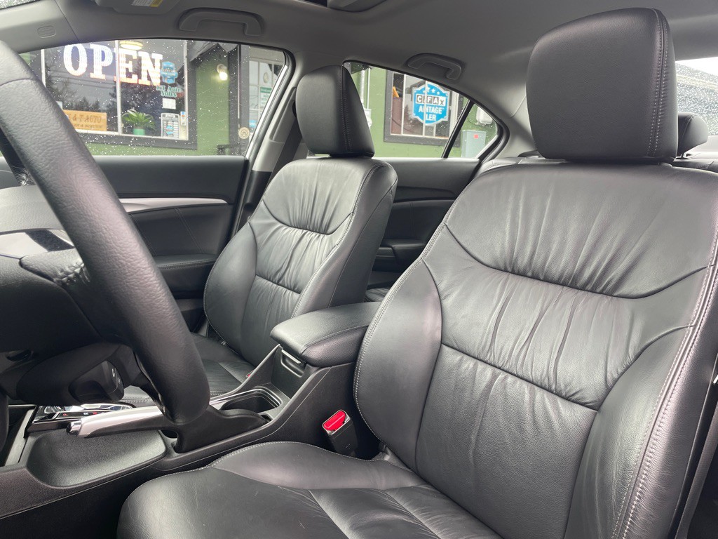 2015 Honda Civic Image 10