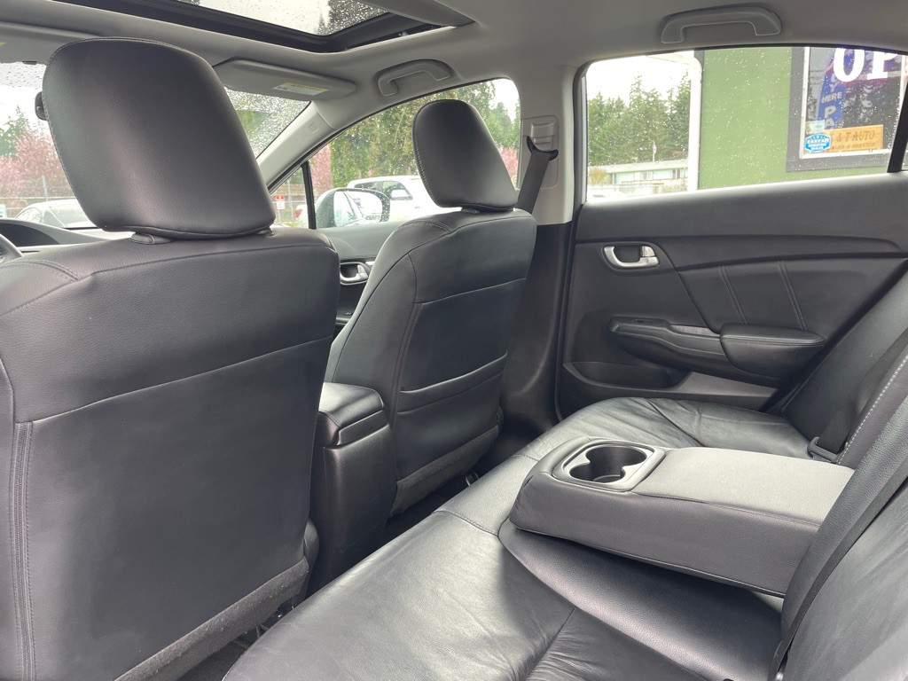 2015 Honda Civic Image 16