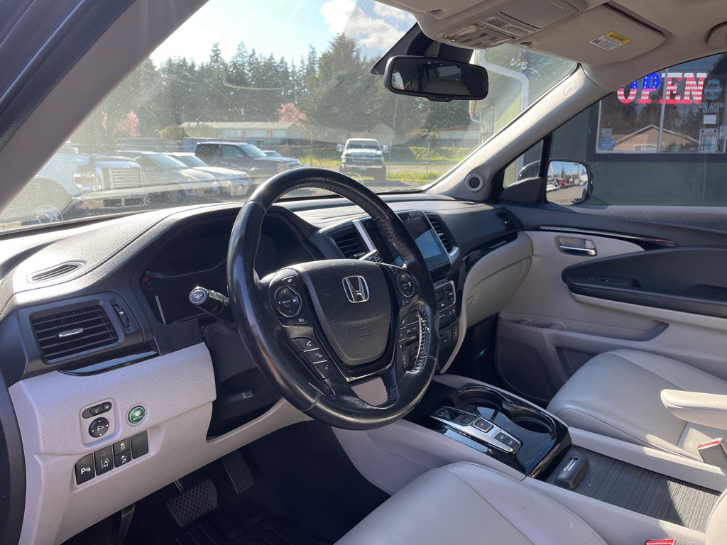 2016 Honda Pilot Image 9