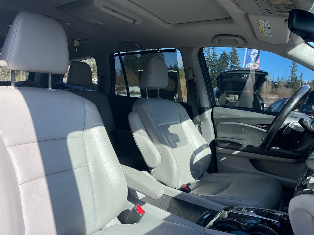 2016 Honda Pilot Image 12