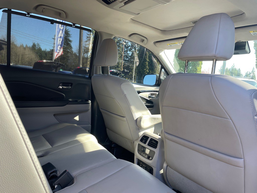 2016 Honda Pilot Image 14