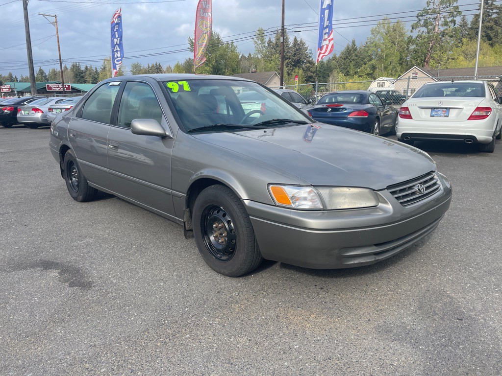 1997 Toyota Camry Image 3