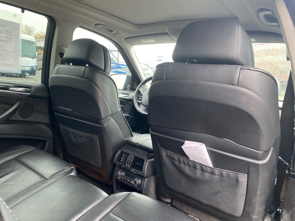 2009 BMW X5 Image 9