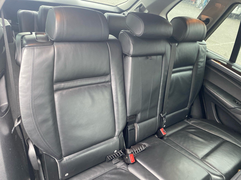 2009 BMW X5 Image 10