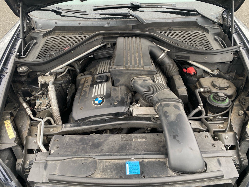 2009 BMW X5 Image 17