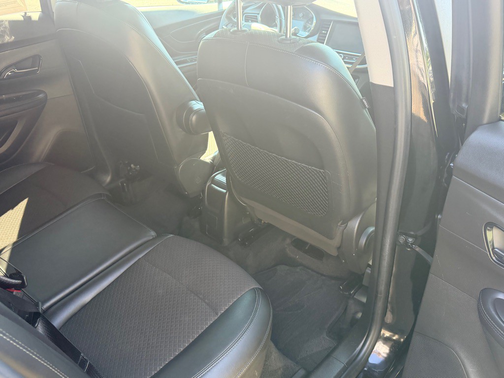 2019 Buick Enclave Image 10