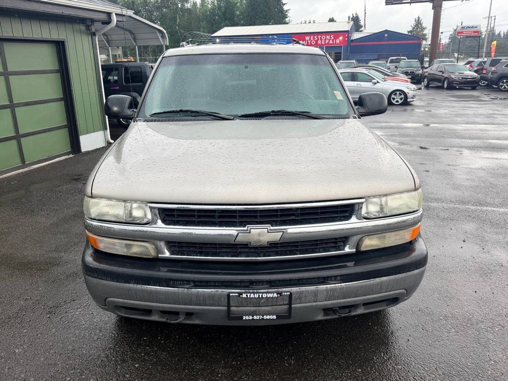 2001 Chevrolet Tahoe Image 8
