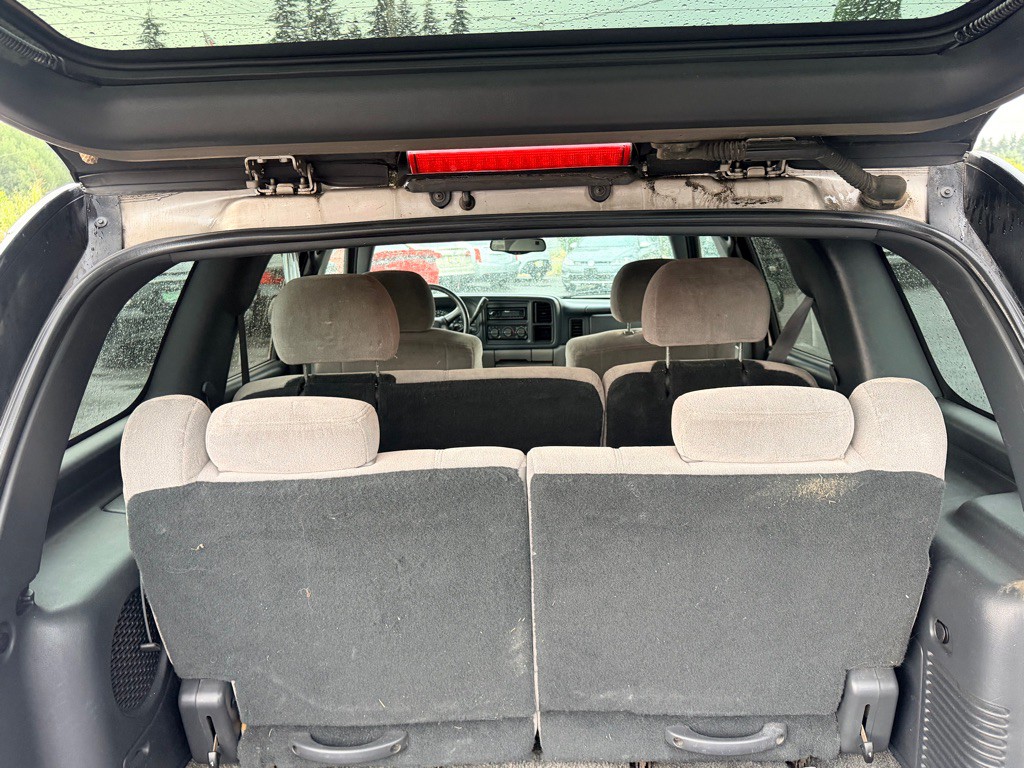 2001 Chevrolet Tahoe Image 11