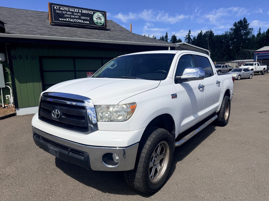 2010 Toyota Tundra Image 1