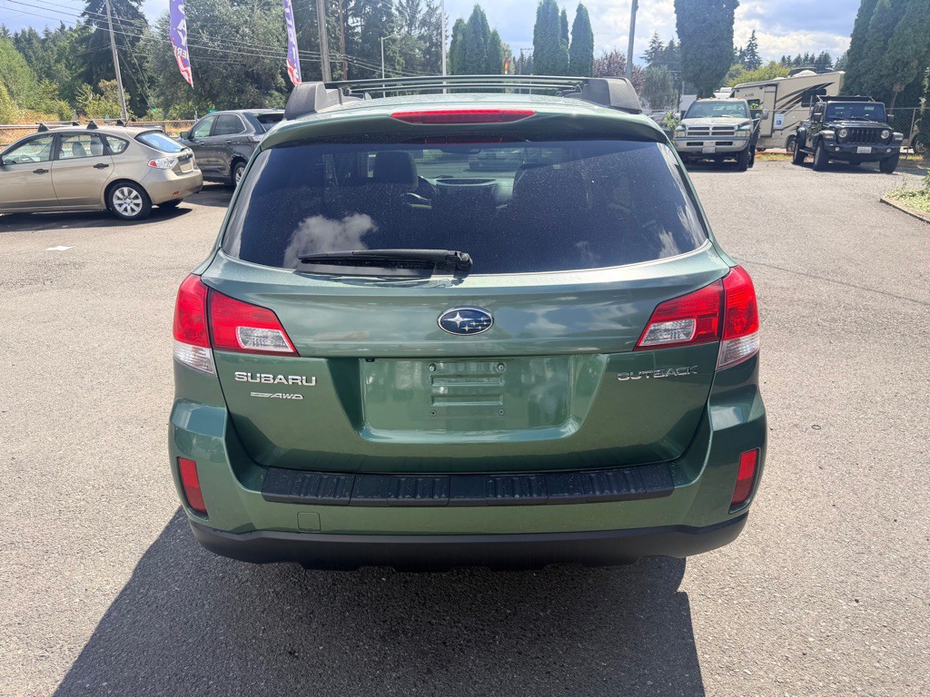 2012 Subaru Outback Image 4