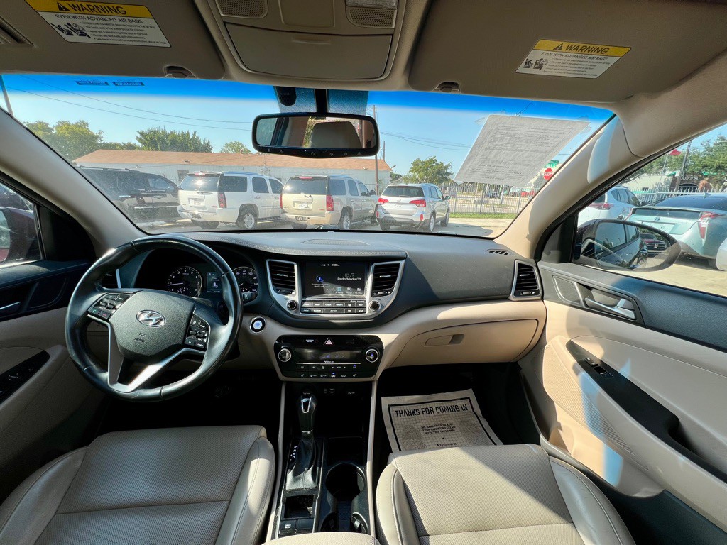 2016 Hyundai Tucson Image 8