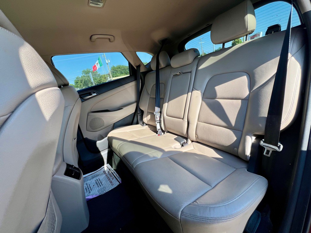 2016 Hyundai Tucson Image 11