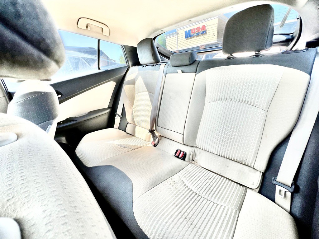 2017 Toyota Prius Image 6
