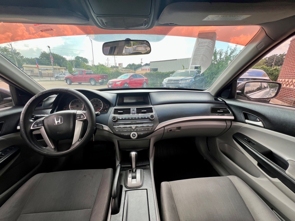 2012 Honda Accord Image 8
