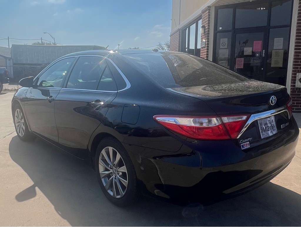 2015 Toyota Camry Image 3