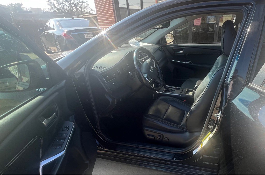 2015 Toyota Camry Image 11