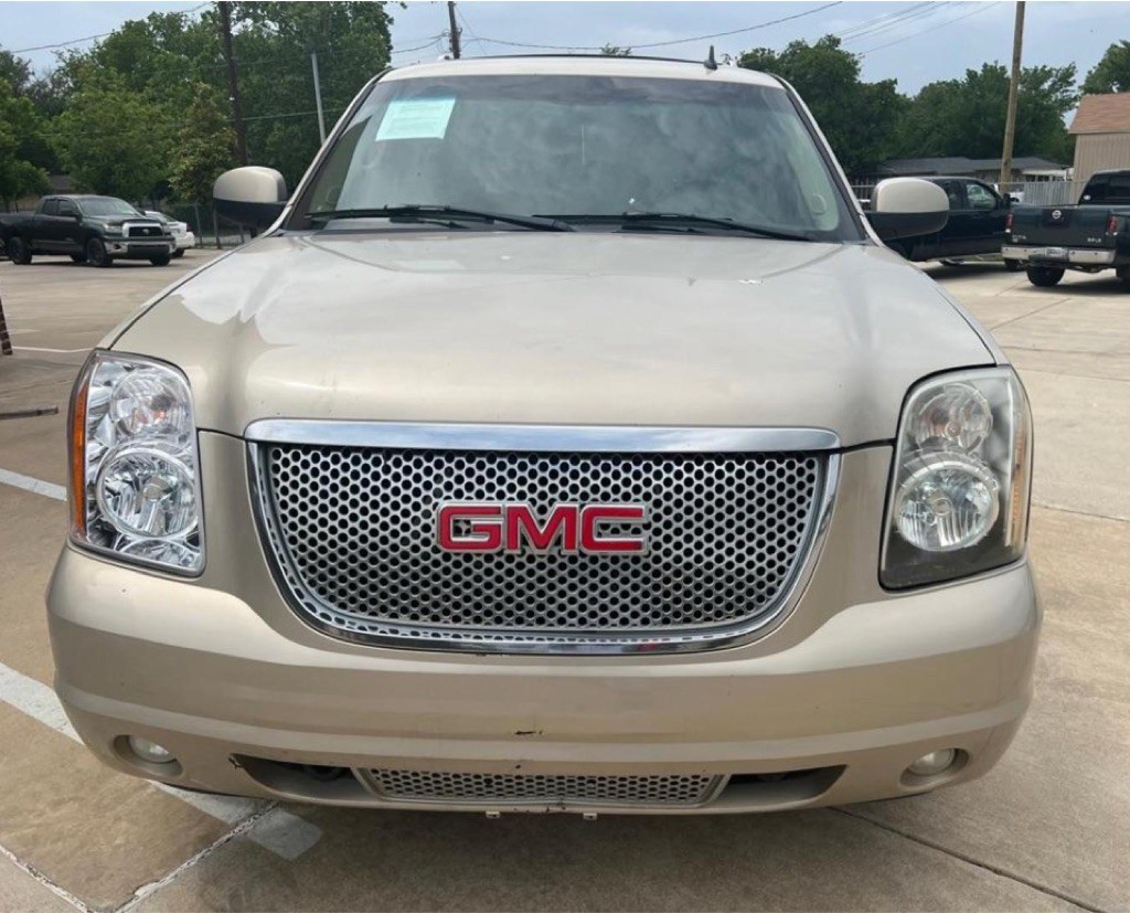 2007 GMC Yukon Image 4