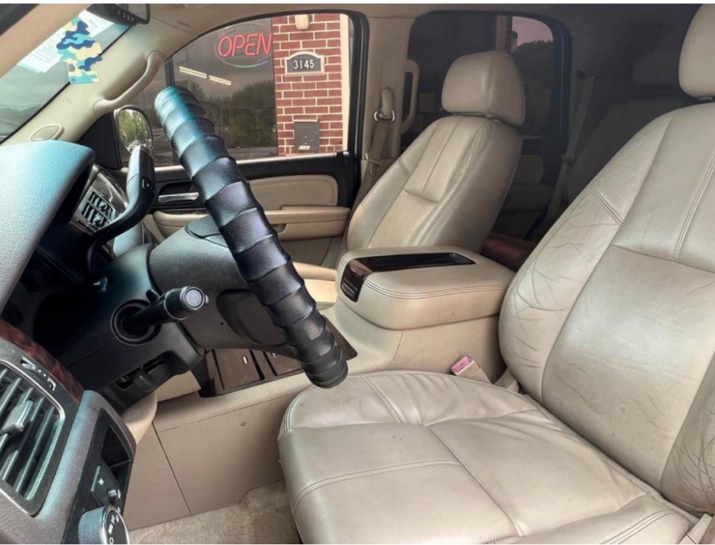 2007 GMC Yukon Image 9