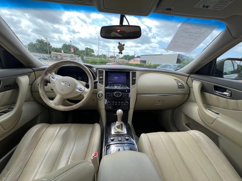 2013 INFINITI FX37 Image 9
