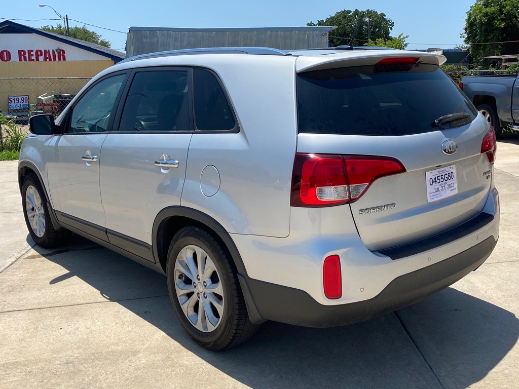 2014 Kia Sorento Image 8