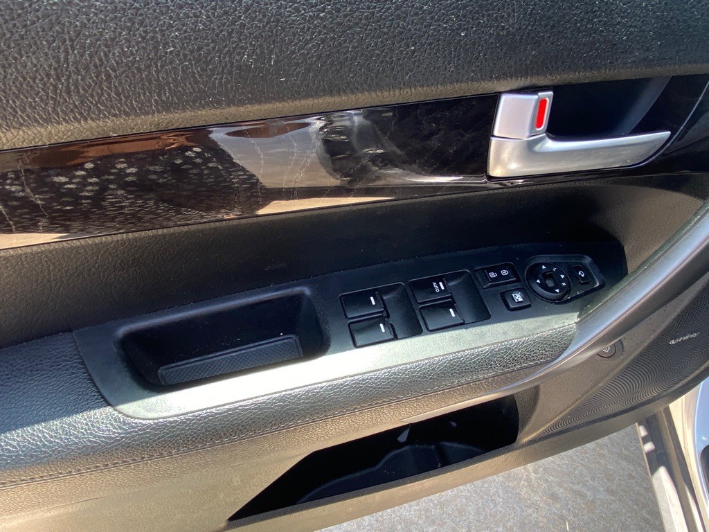 2014 Kia Sorento Image 11