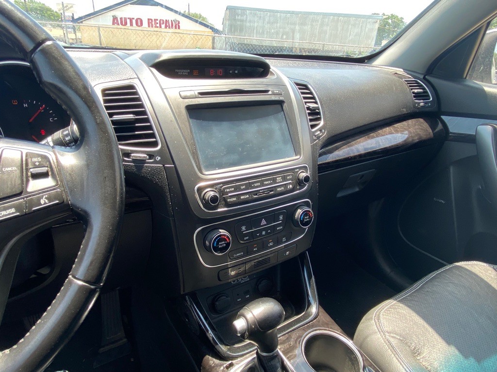 2014 Kia Sorento Image 16
