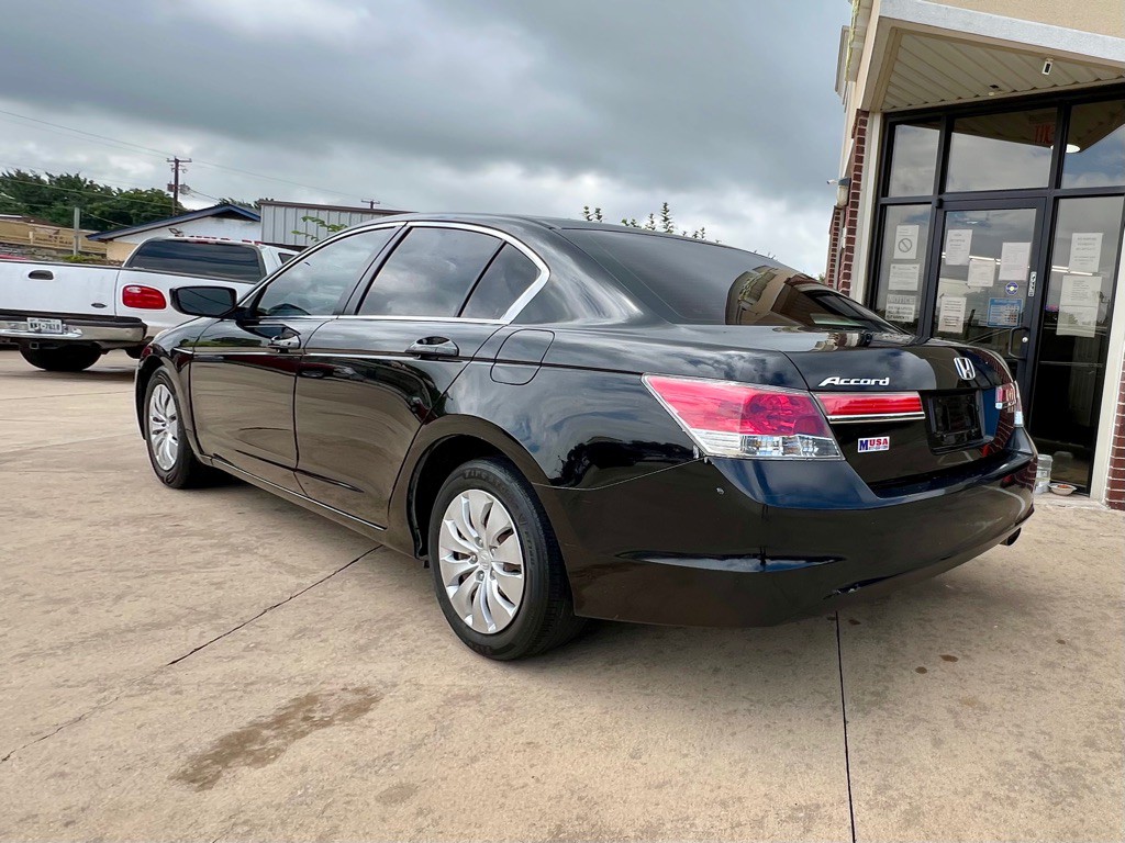 2011 Honda Accord Image 4
