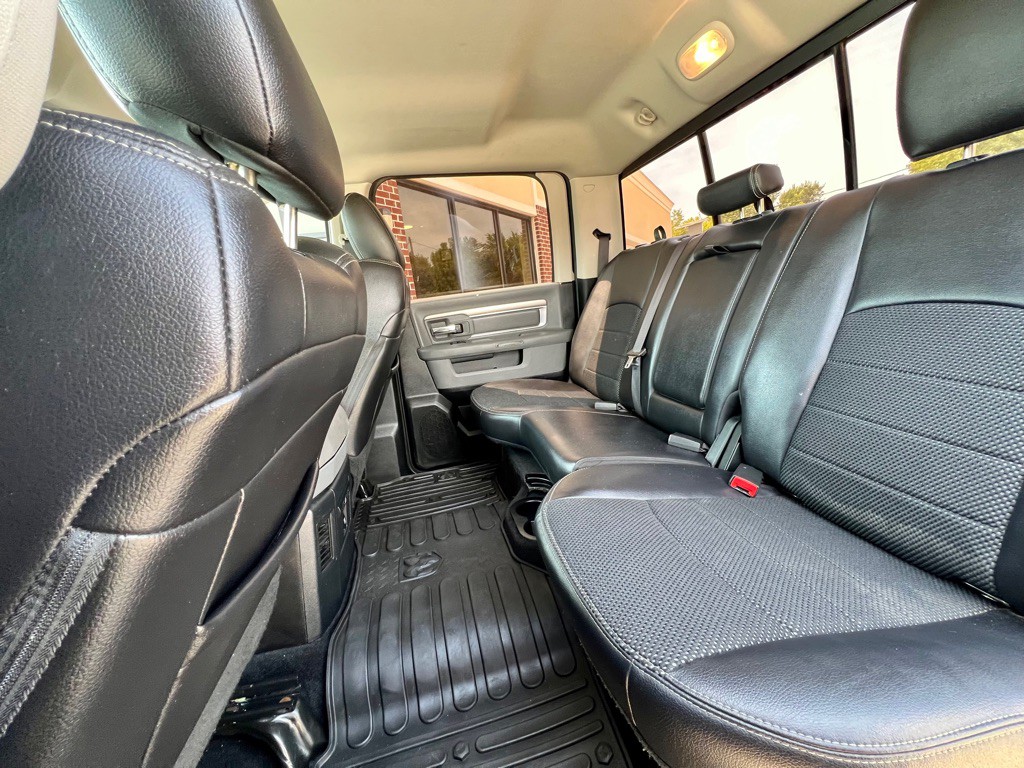 2017 RAM 1500 Image 11