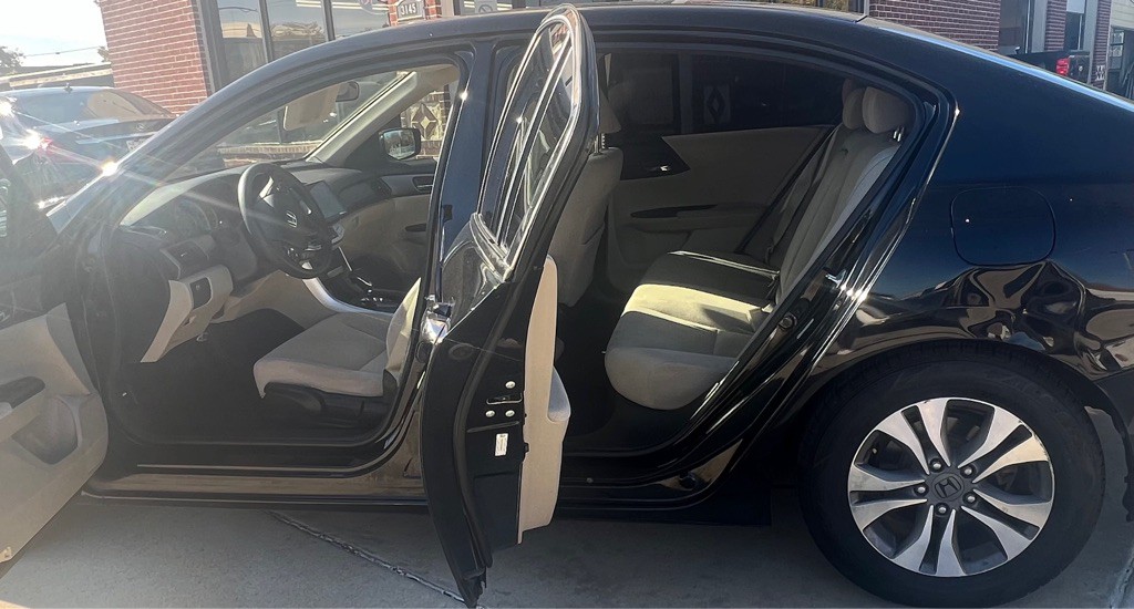 2013 Honda Accord Image 11
