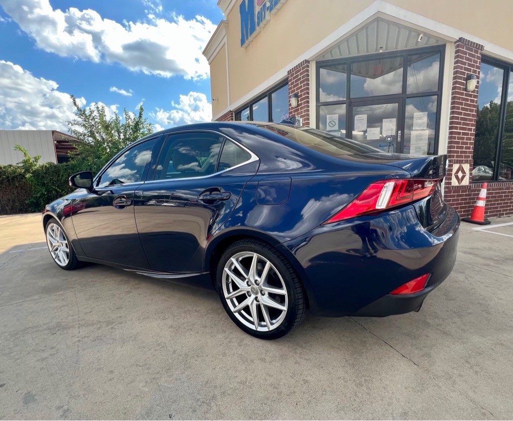 2014 Lexus IS Image 4