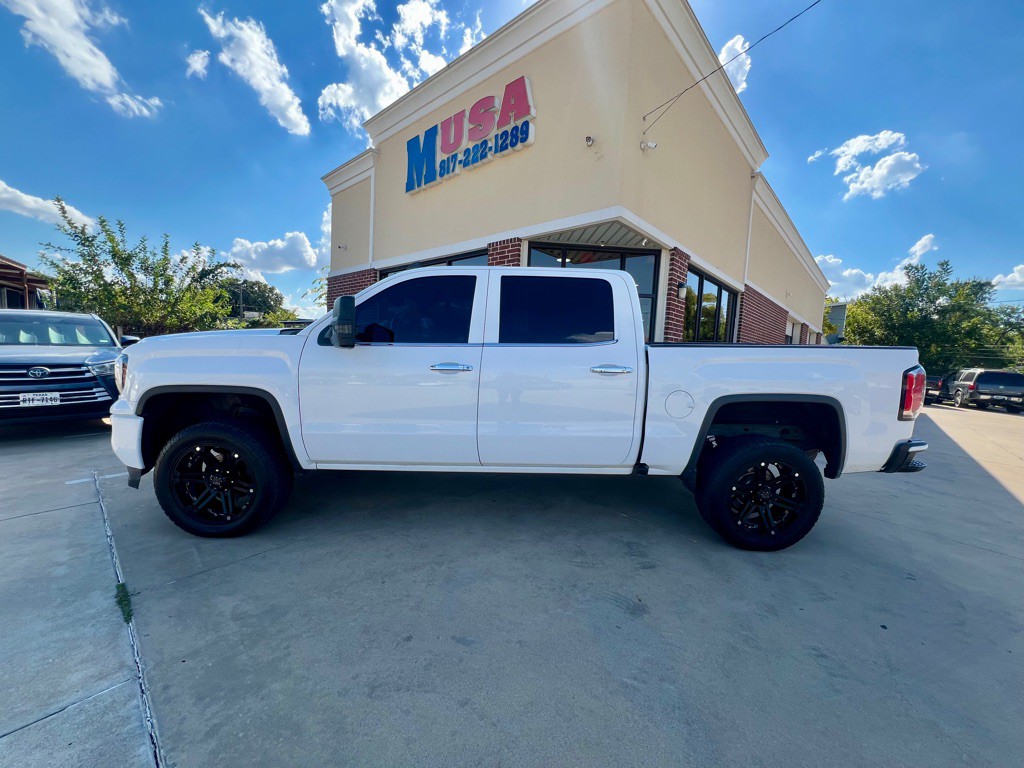 2018 GMC Sierra Image 3