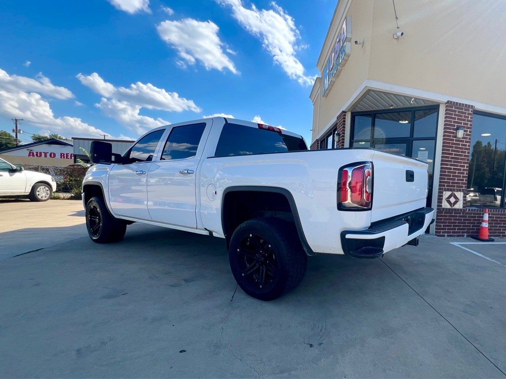 2018 GMC Sierra Image 4
